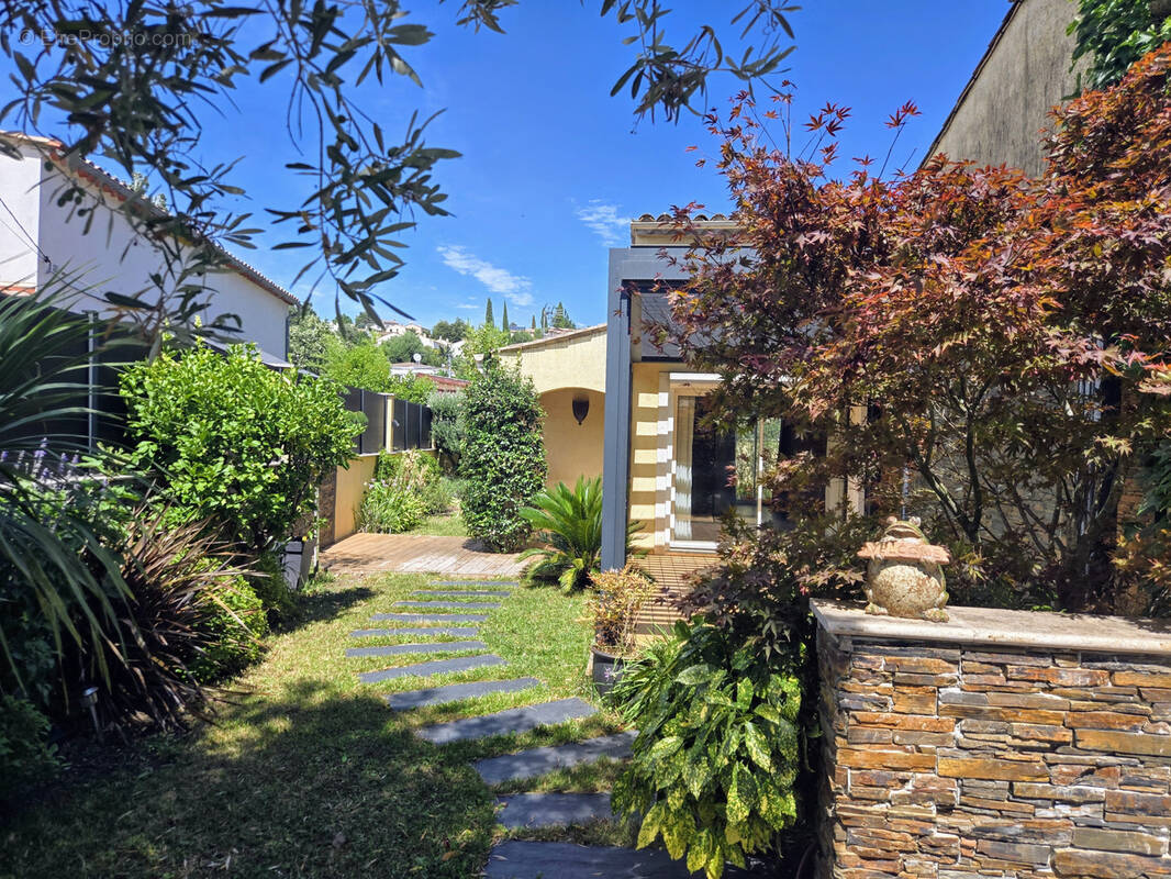 Maison à VILLENEUVE-LOUBET