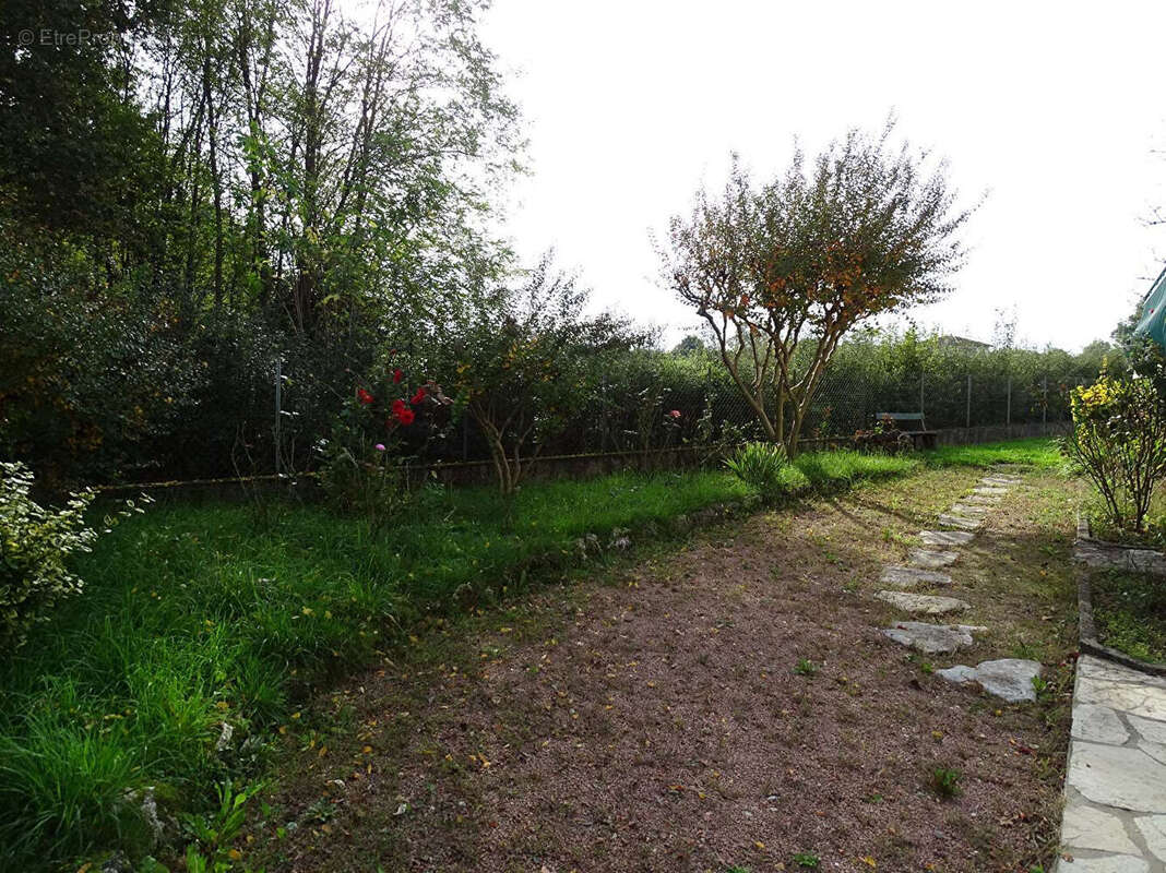 Maison à SAINT-MEDARD-DE-MUSSIDAN