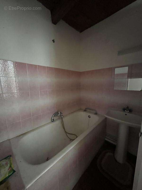 Maison à BUSSIERE-POITEVINE