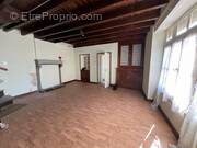 Maison à BUSSIERE-POITEVINE