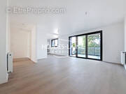 Appartement à DONVILLE-LES-BAINS