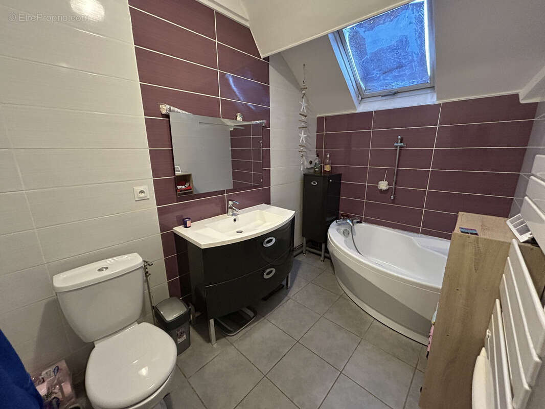 Maison à SAINT-PRIEST-DE-GIMEL