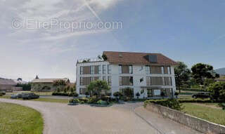 Commerce à VALLIERES