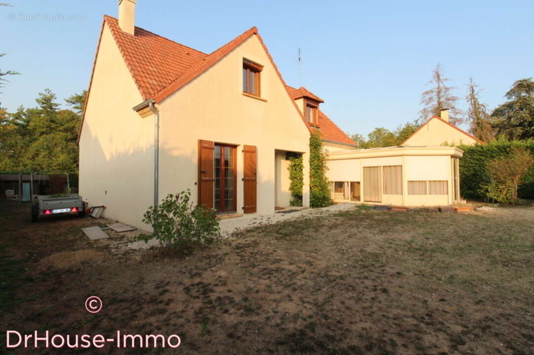 Maison à SOUPPES-SUR-LOING