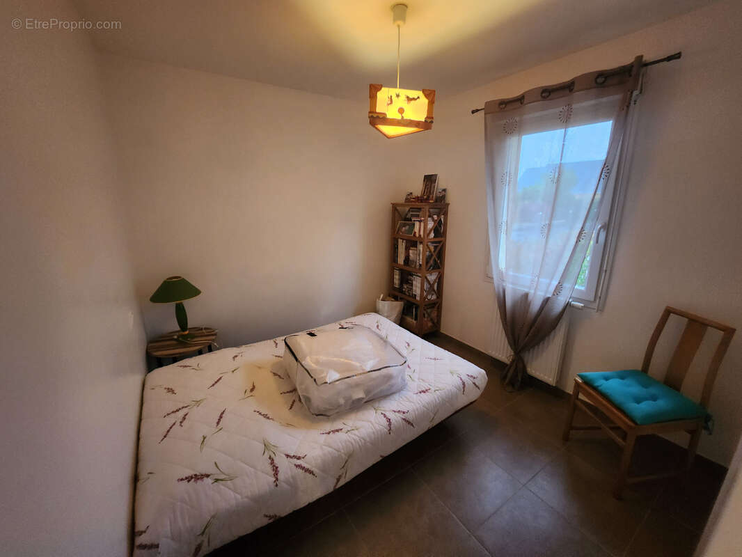 Maison à MESLAY-DU-MAINE