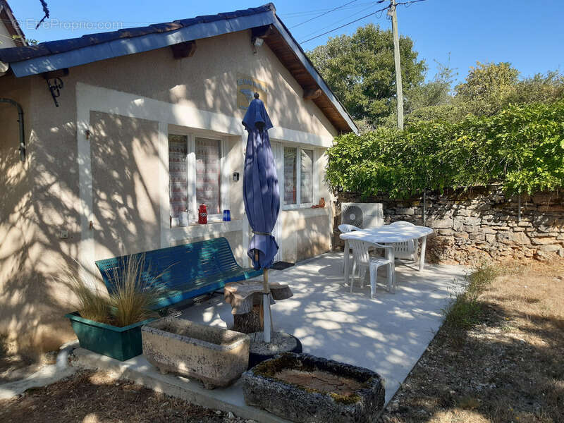 Maison à LIMOGNE-EN-QUERCY