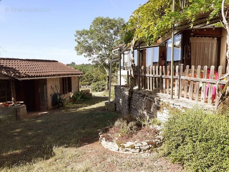 Maison à LIMOGNE-EN-QUERCY