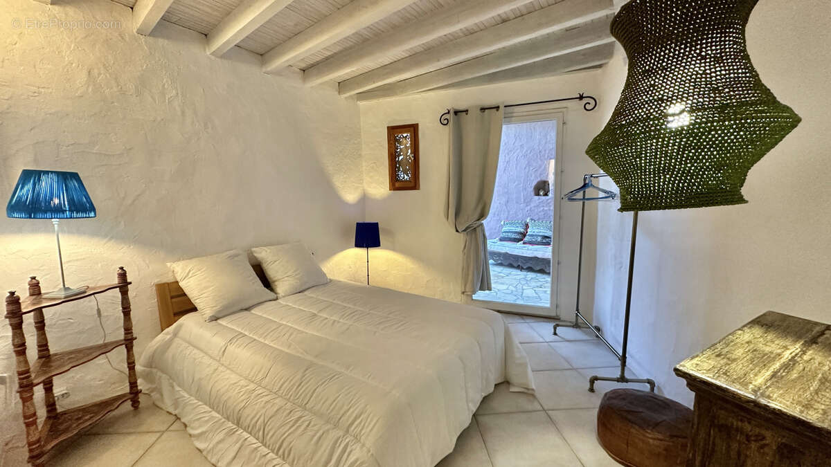 Appartement à LAROQUE-DES-ALBERES