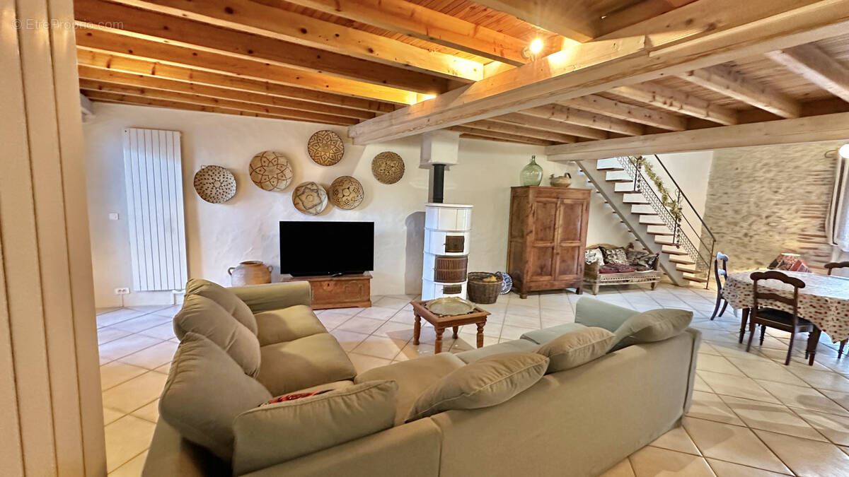 Appartement à LAROQUE-DES-ALBERES