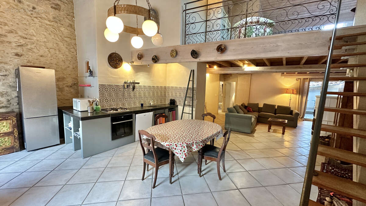 Appartement à LAROQUE-DES-ALBERES