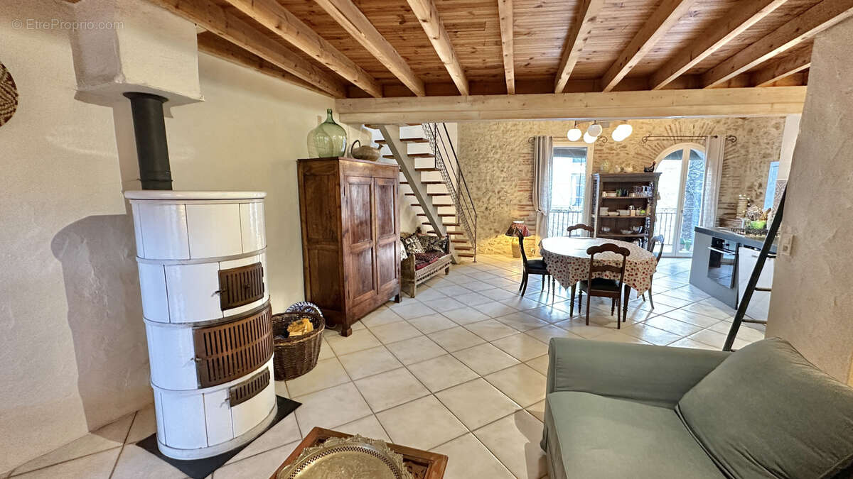 Appartement à LAROQUE-DES-ALBERES