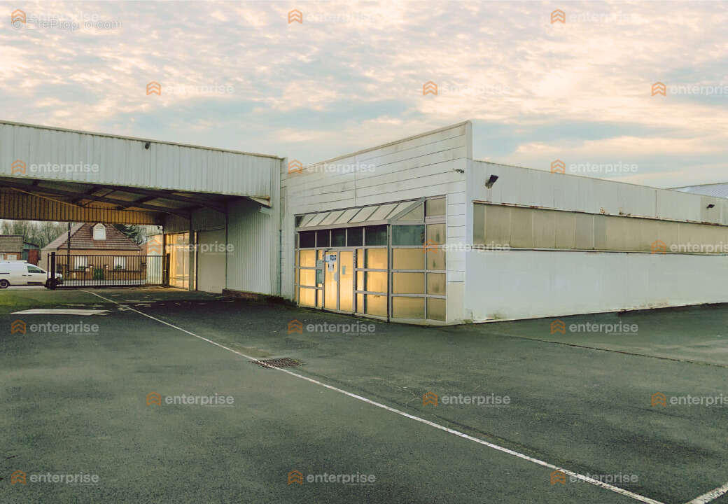 Commerce à CAUCHY-A-LA-TOUR