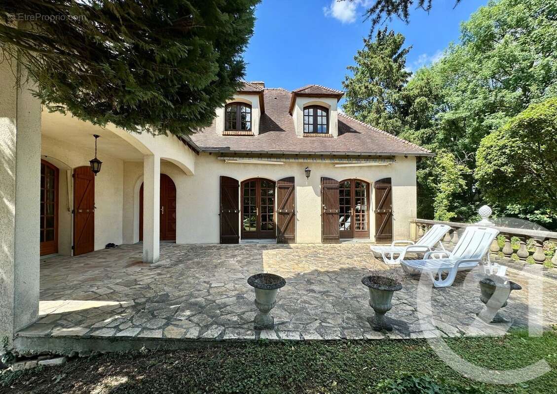 Maison à THORIGNY-SUR-MARNE