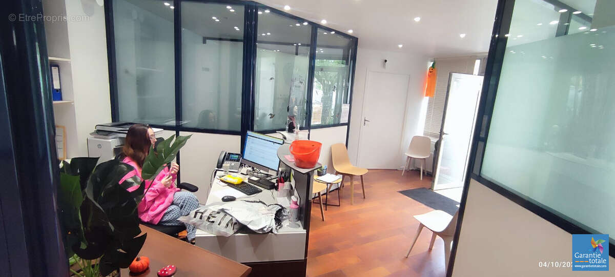 Commerce à MONTREUIL