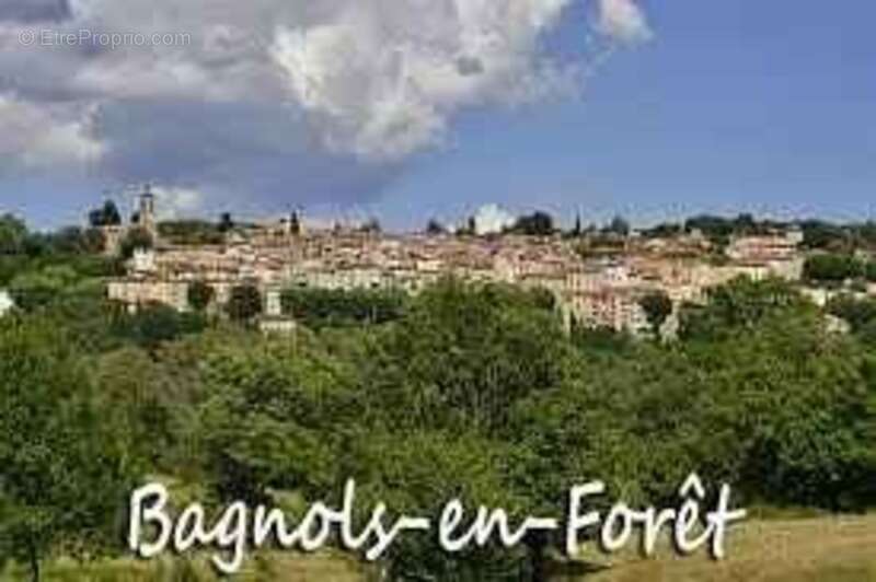 Maison à BAGNOLS-EN-FORET