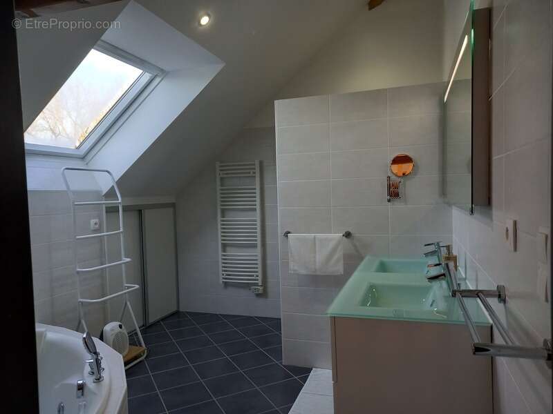 Maison à ROUSSENNAC