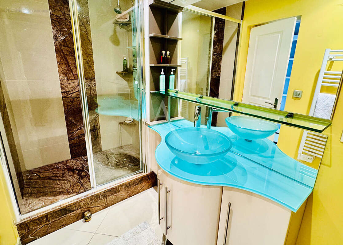 Appartement à VERSAILLES