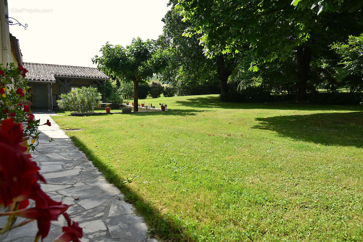 Maison à TOURNON-D&#039;AGENAIS