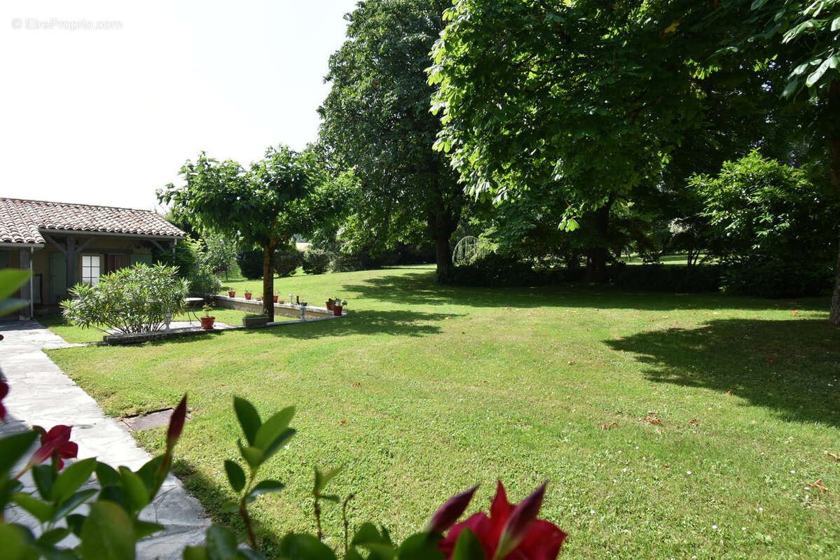 Maison à TOURNON-D&#039;AGENAIS