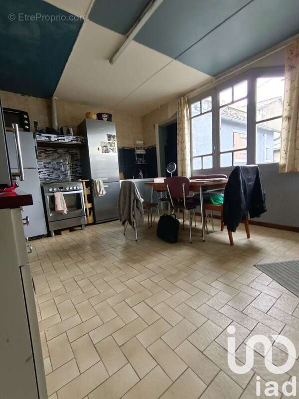 Photo 2 - Maison à SERIGNY