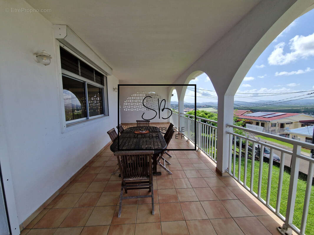 Maison à LE LAMENTIN