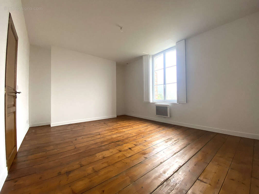 Maison à BOURGTHEROULDE-INFREVILLE