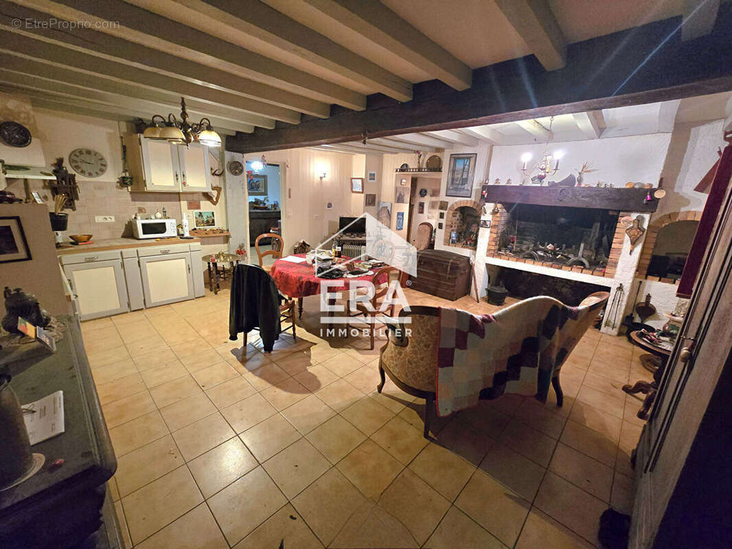 Maison à MONTPON-MENESTEROL