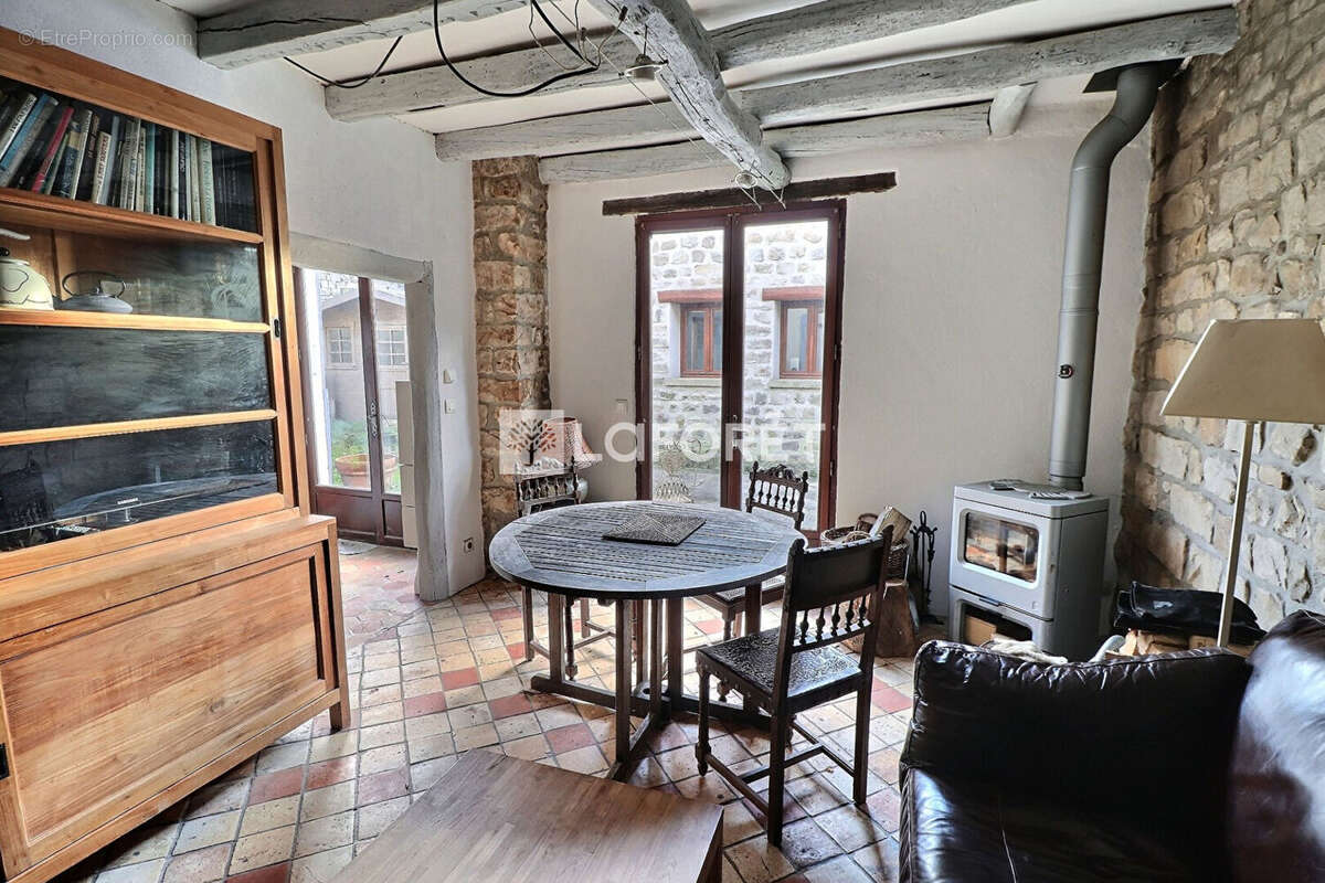 Maison à MILLY-LA-FORET