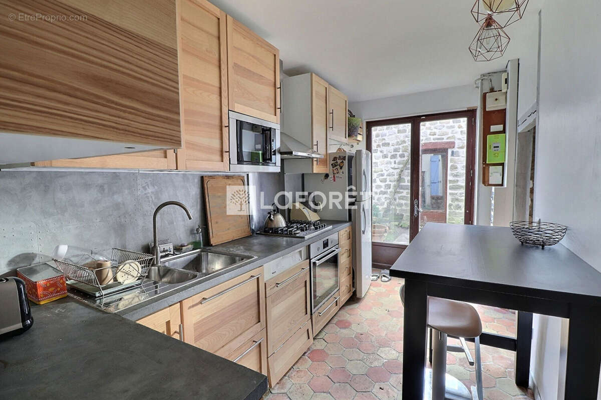 Maison à MILLY-LA-FORET