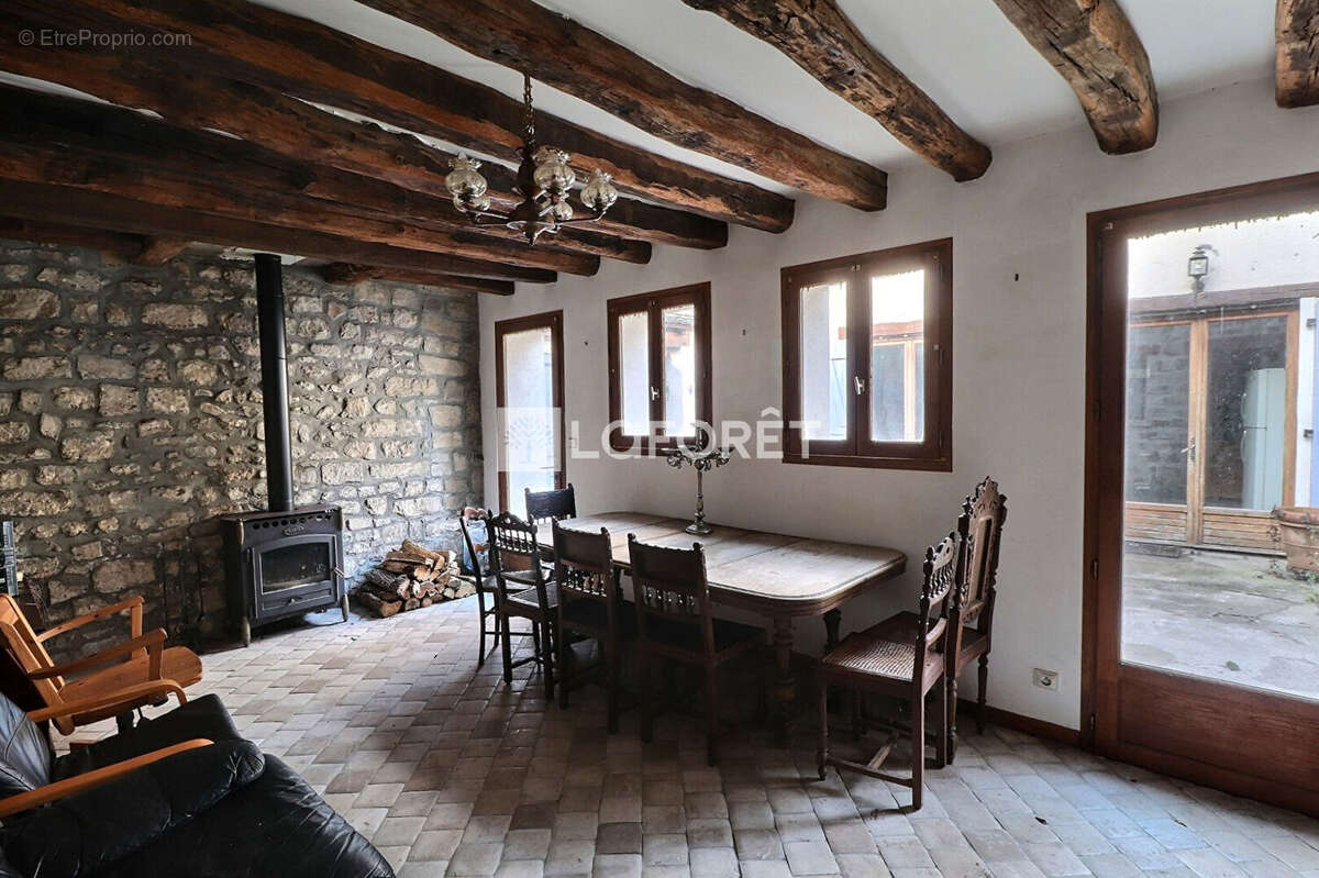 Maison à MILLY-LA-FORET