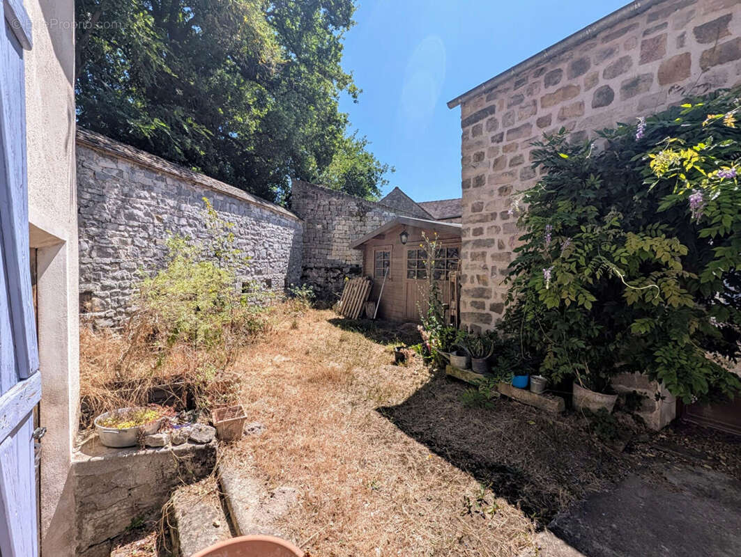 Maison à MILLY-LA-FORET