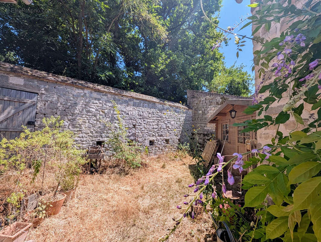 Maison à MILLY-LA-FORET