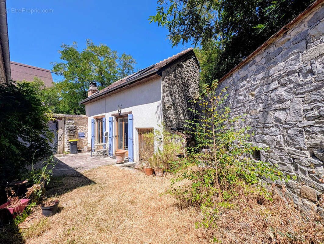 Maison à MILLY-LA-FORET