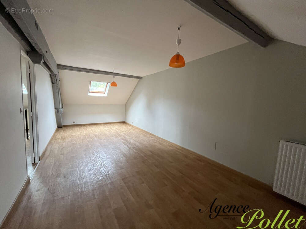 Maison à VAILLY-SUR-SAULDRE