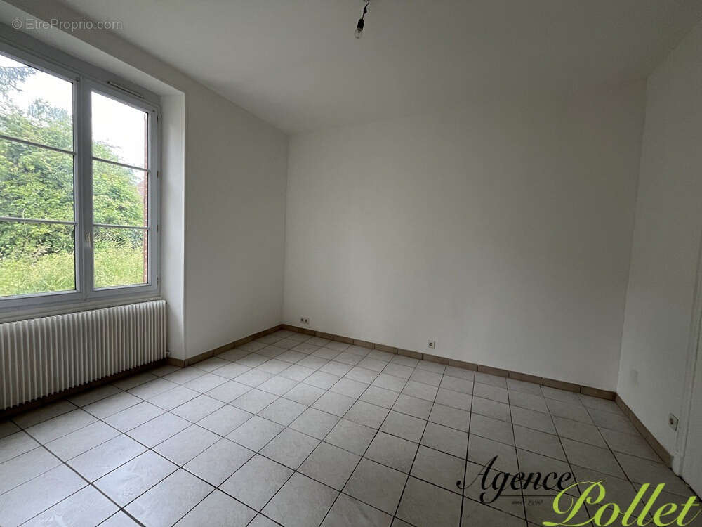 Maison à VAILLY-SUR-SAULDRE