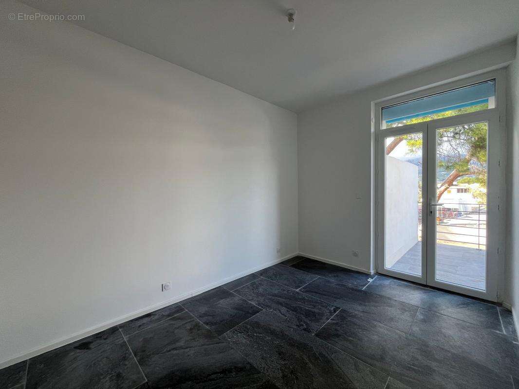 Appartement à LA GARDE