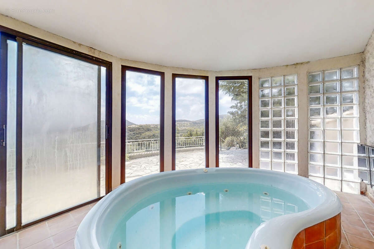 Maison à LA SEYNE-SUR-MER