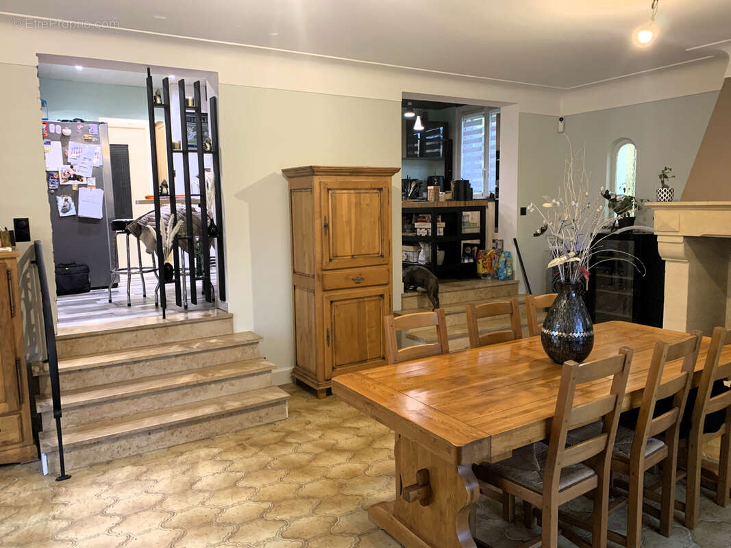 Maison à TERRASSON-LAVILLEDIEU