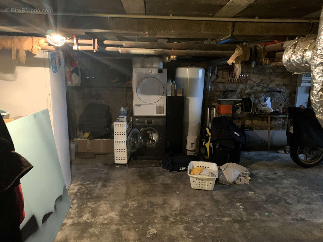 Maison à TERRASSON-LAVILLEDIEU