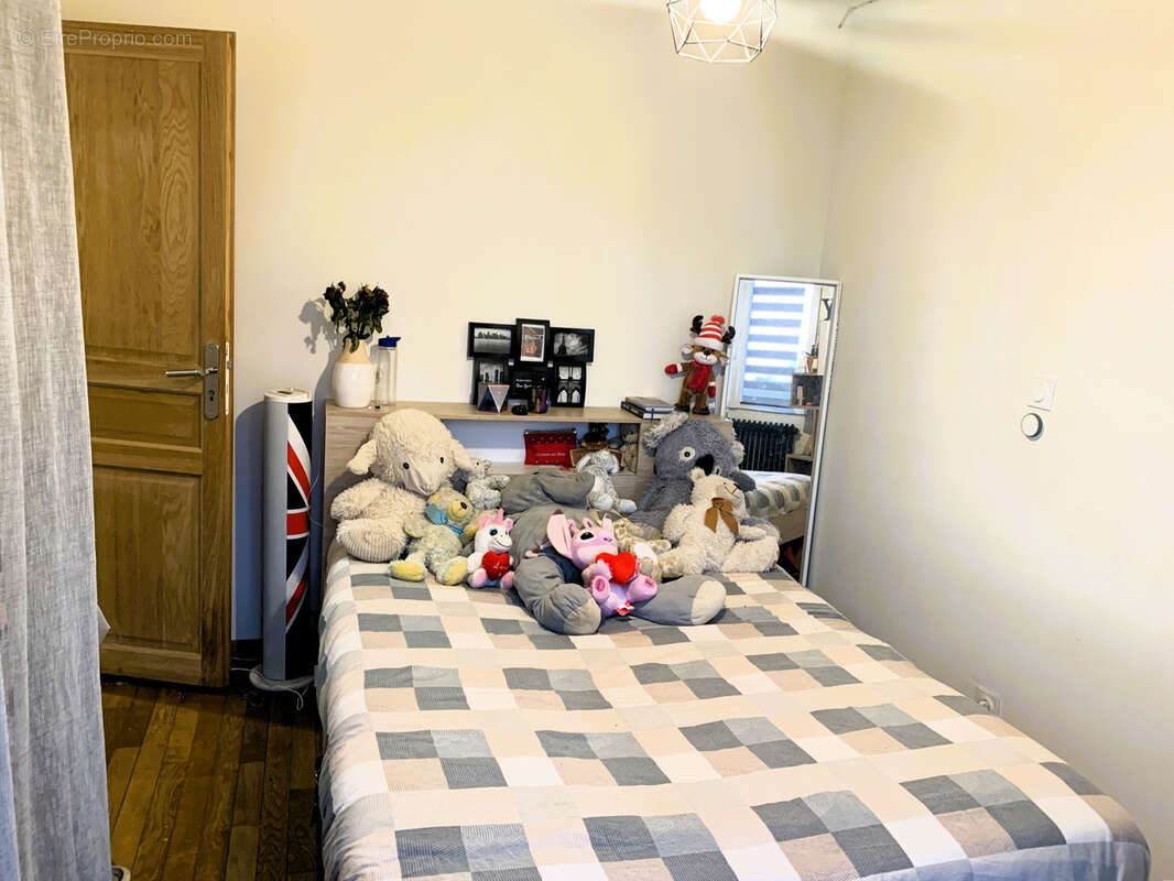 Maison à TERRASSON-LAVILLEDIEU