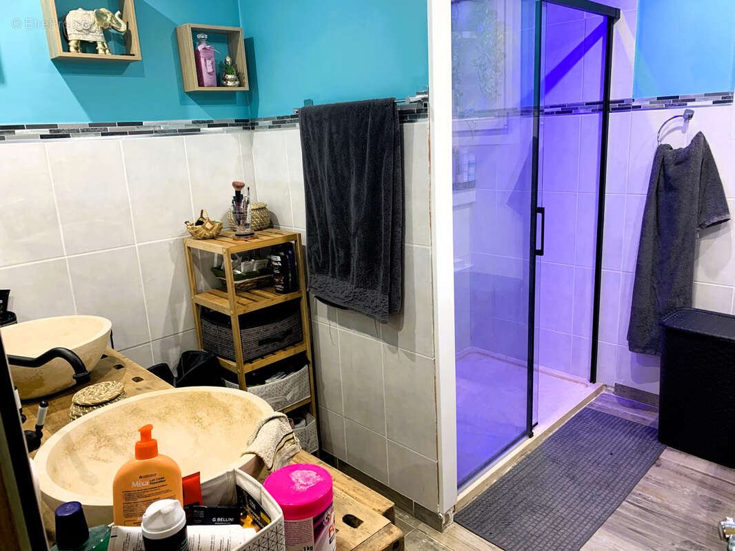 Maison à TERRASSON-LAVILLEDIEU