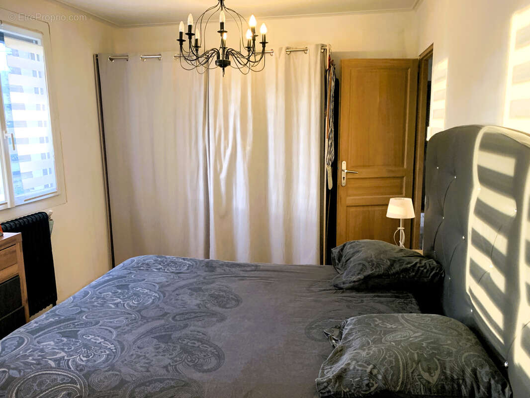 Maison à TERRASSON-LAVILLEDIEU