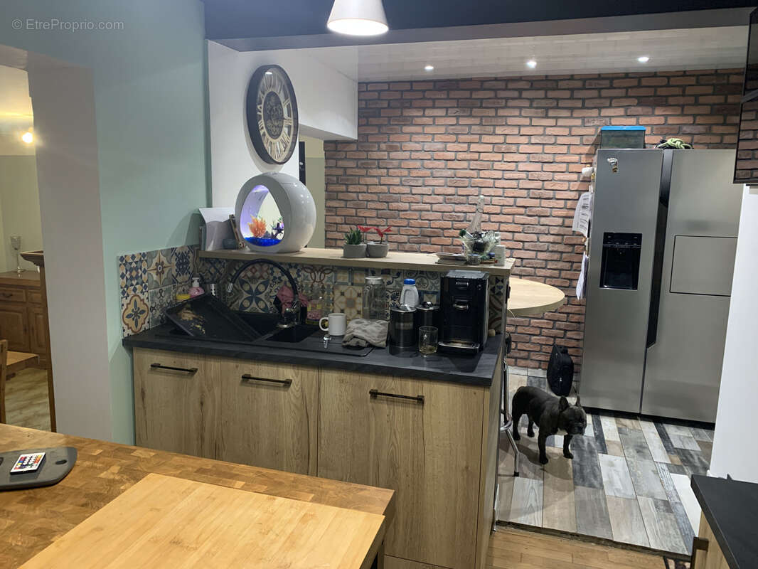 Maison à TERRASSON-LAVILLEDIEU