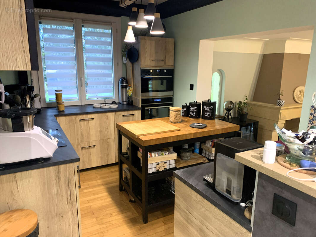 Maison à TERRASSON-LAVILLEDIEU