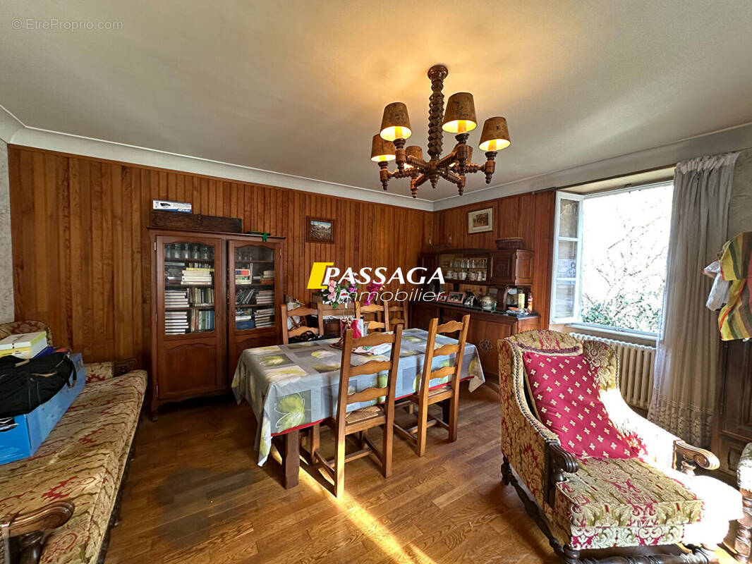 Maison à BERTHOLENE