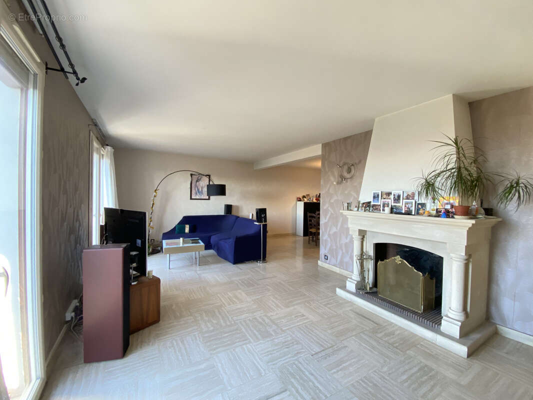 Maison à CHAMPIGNY-SUR-MARNE