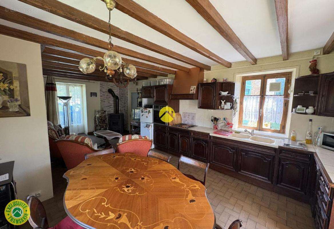 Maison à SAINT-CLEMENT