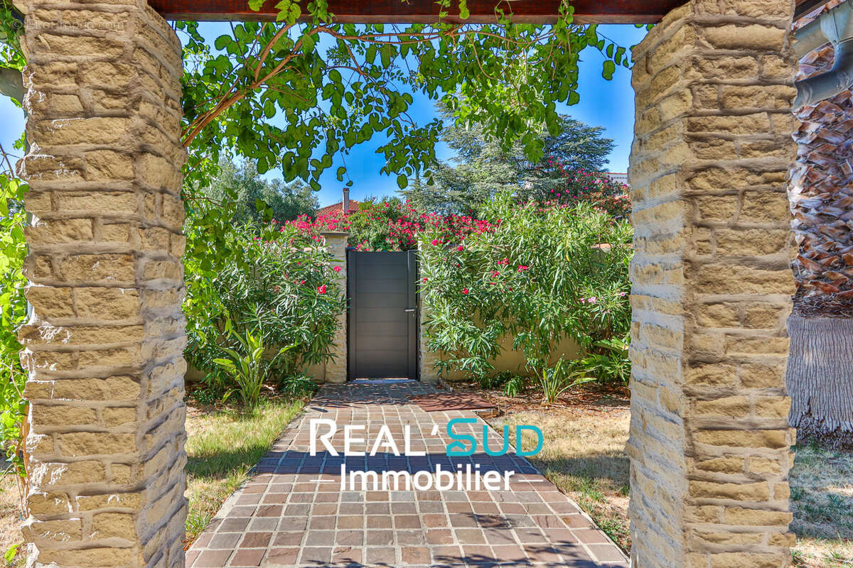 Maison à MARSEILLE-9E