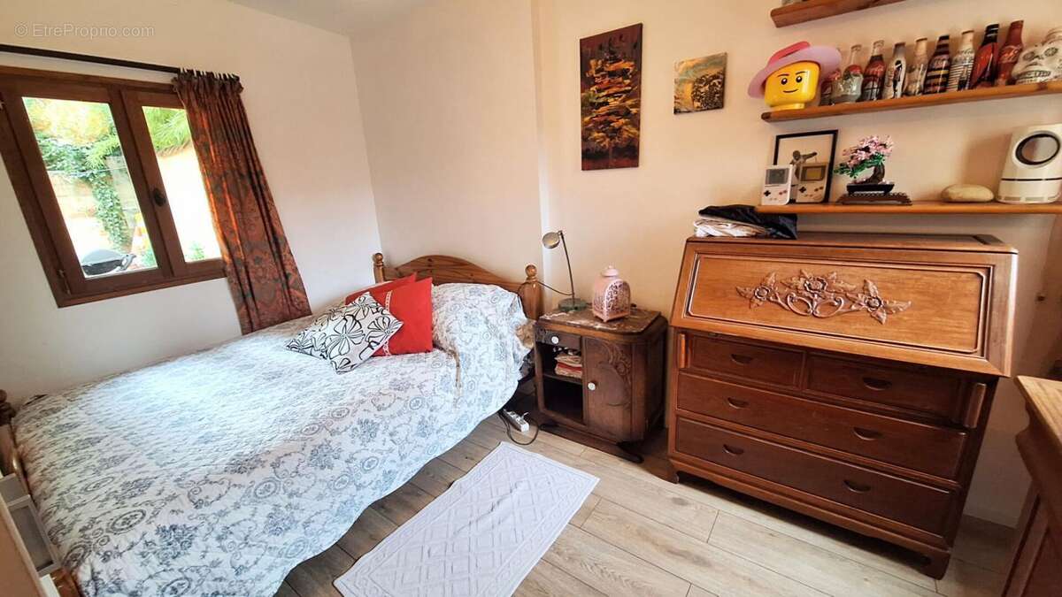 Appartement à SAINT-REMY-LES-CHEVREUSE