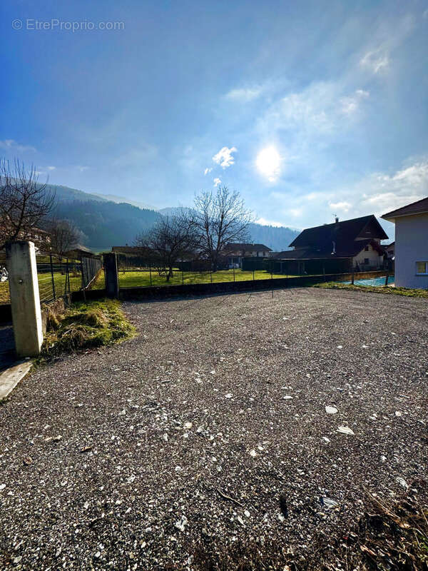 Terrain à SAINT-PIERRE-D&#039;ALLEVARD